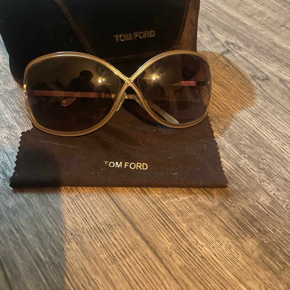 Tom Ford sunglasses silver frame gradient lenses